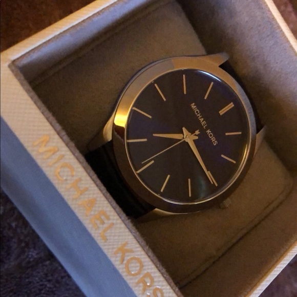 Michael Kors watch - Picture 1 of 3